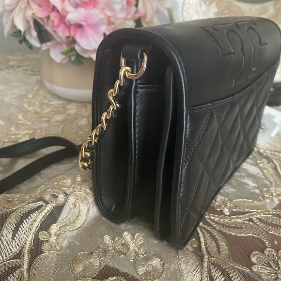 Tory Burch crossbody - Picture 9 of 11